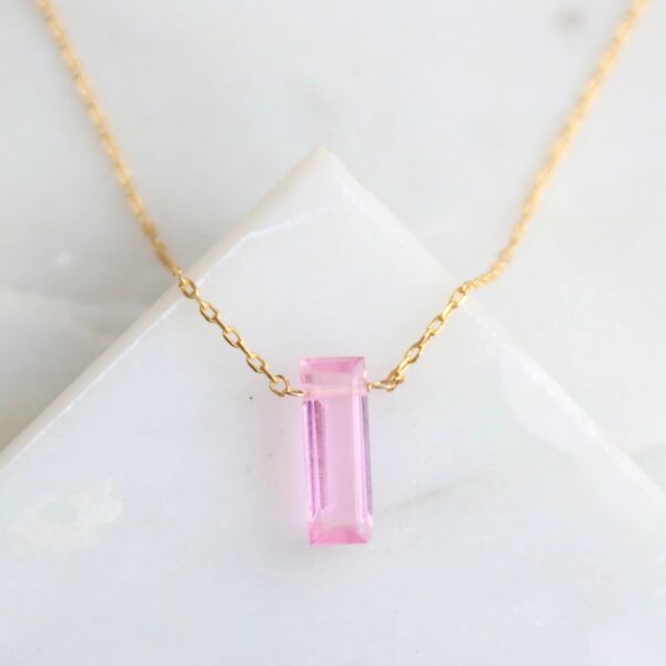 Rose Quartz Necklace – Healing Crystal Pendant on Chain